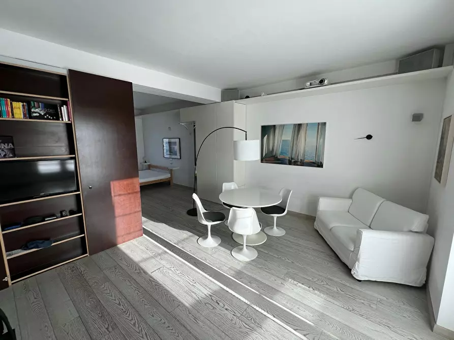 Immagine 9 di Appartamento in affitto  in Viale Lodovico Scarampo a Milano