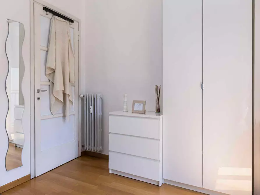 Immagine 5 di Camera in affitto  in Via Volterra a Milano