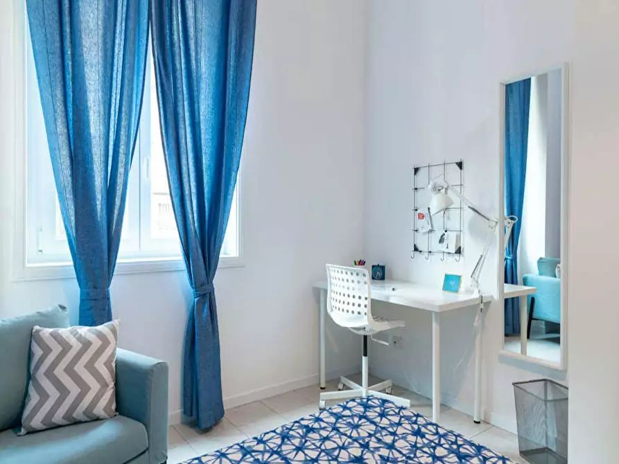 Immagine 4 di Camera in affitto  in Via Macedonio Melloni a Milano