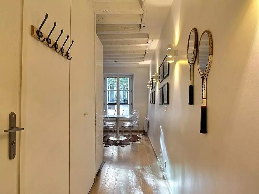 Immagine 4 di Appartamento in affitto  in Rue de Bretagne a Paris 03