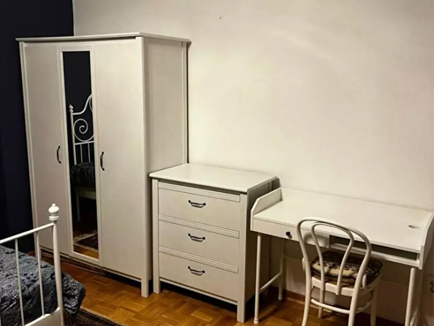 Immagine 2 di Appartamento in affitto  in Feldstraße a Düsseldorf