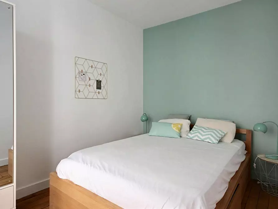 Immagine 2 di Appartamento in affitto  in Rue Bosquet a Paris 07