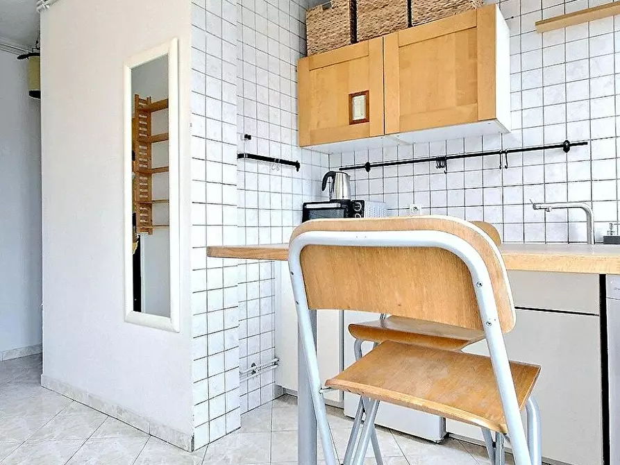 Immagine 8 di Appartamento in affitto  in Rue du Chevalier de la Barre a Paris 18