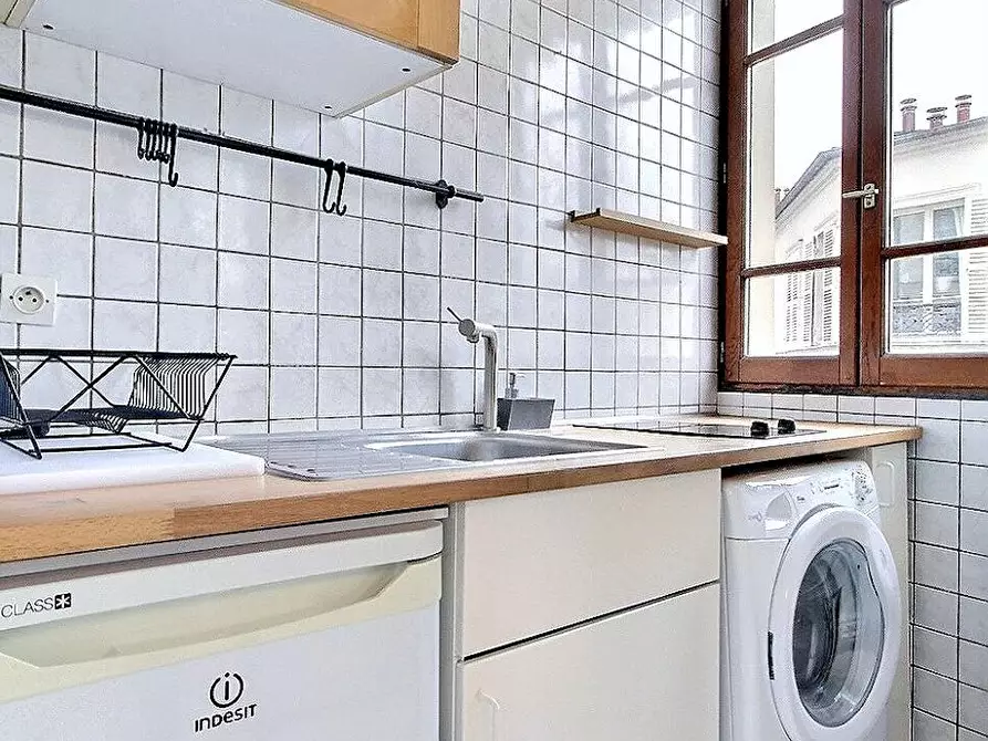 Immagine 7 di Appartamento in affitto  in Rue du Chevalier de la Barre a Paris 18