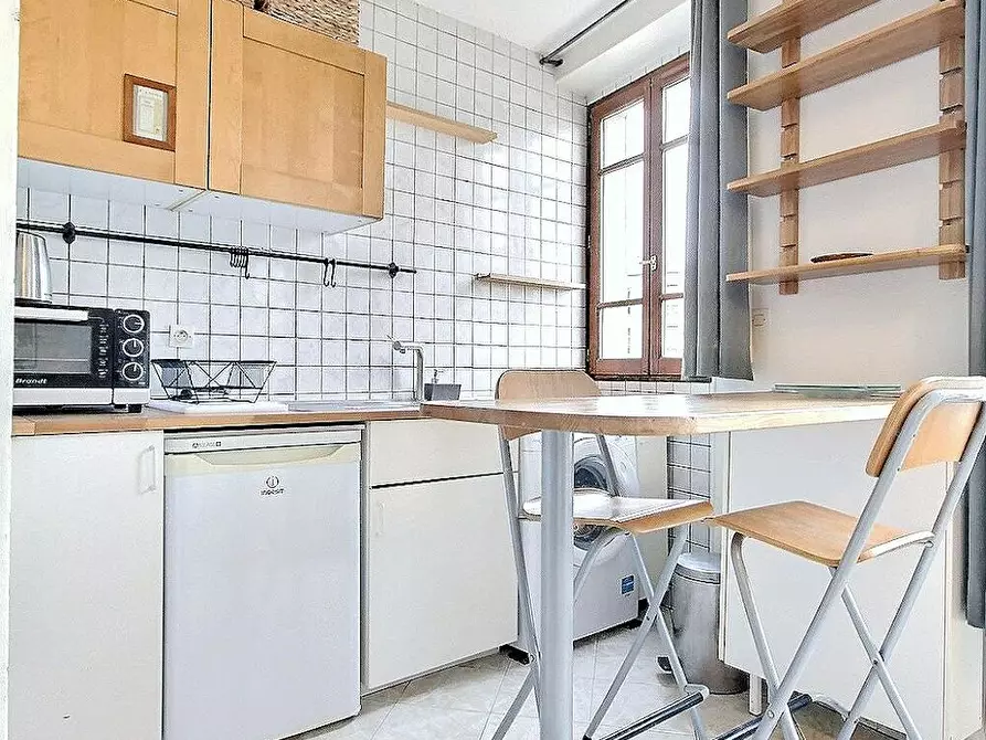 Immagine 6 di Appartamento in affitto  in Rue du Chevalier de la Barre a Paris 18