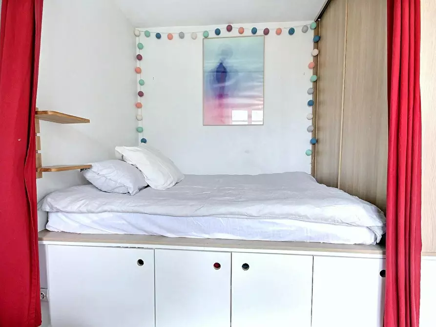 Immagine 5 di Appartamento in affitto  in Rue du Chevalier de la Barre a Paris 18