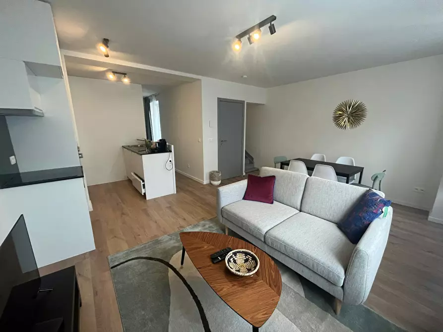 Immagine 5 di Appartamento in affitto  in Rue Fernand Neuray a Ixelles