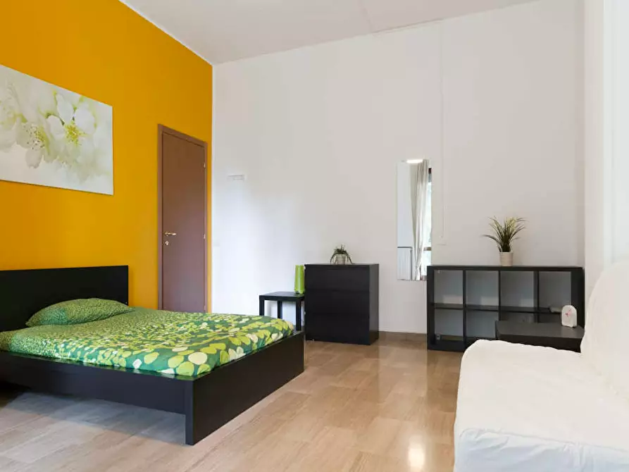 Immagine 3 di Camera in affitto  in Viale Papiniano a Milano