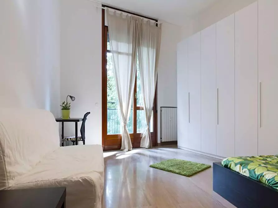 Immagine 10 di Camera in affitto  in Viale Papiniano a Milano