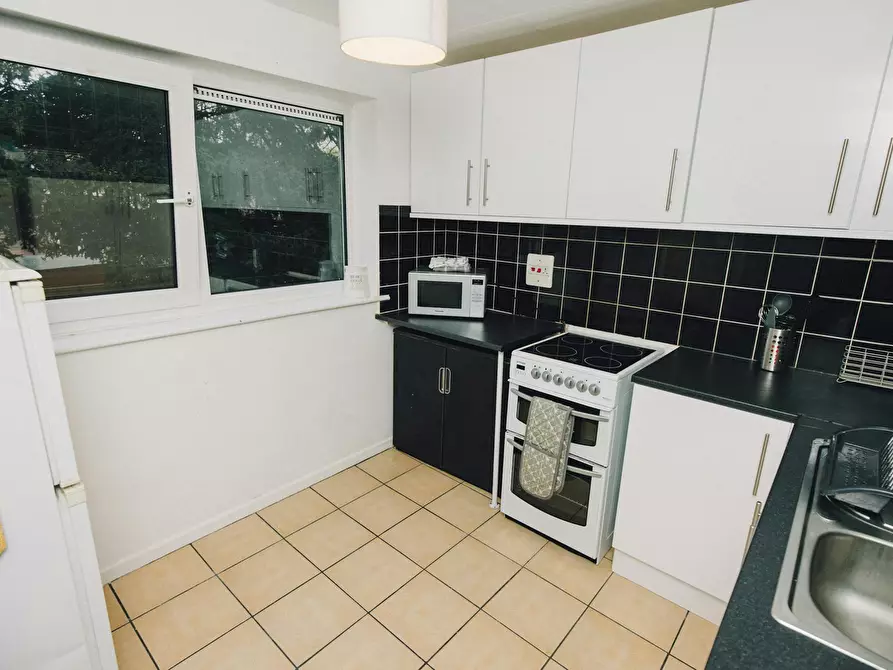 Immagine 10 di Appartamento in affitto  in Trinity Road a 