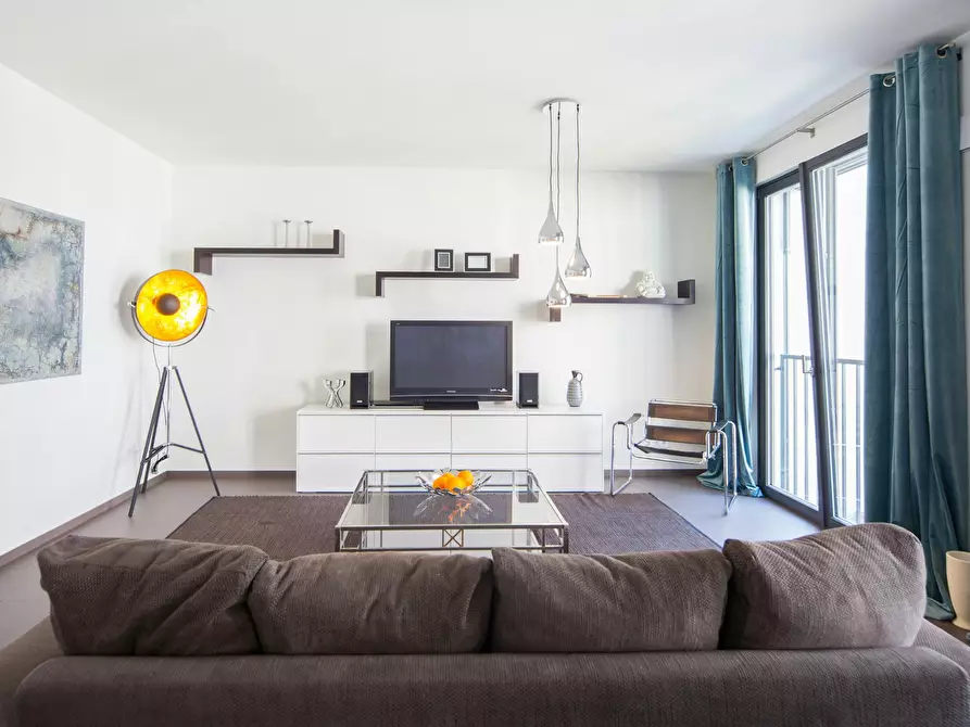 Immagine 2 di Appartamento in affitto  in Beuthstraße a Berlin