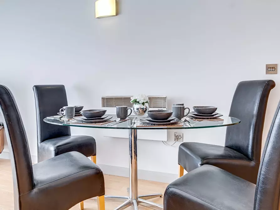 Immagine 6 di Casa indipendente in affitto  in Stuart Street a 