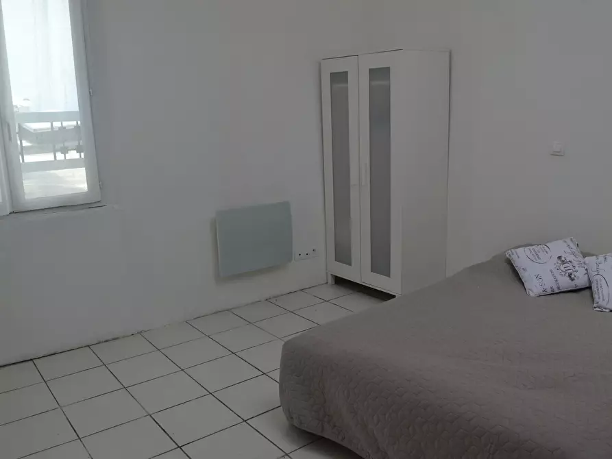 Immagine 9 di Appartamento in affitto  in Rue des Meuniers a Lille