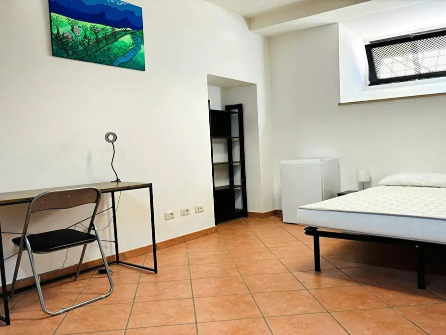 Immagine 2 di Camera in affitto  in Via Alessandro Brisse a Roma