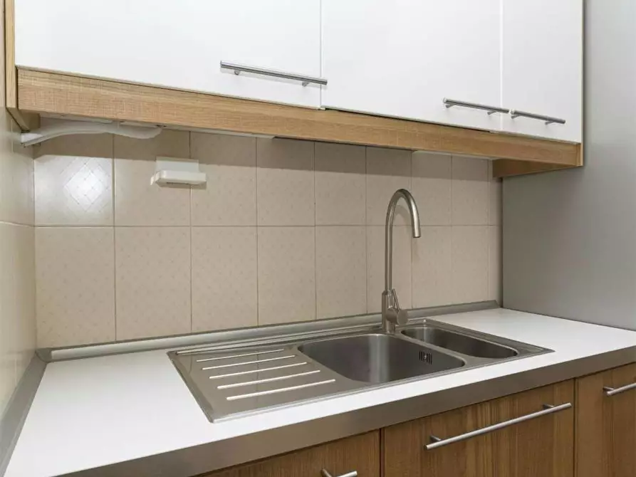 Immagine 8 di Camera in affitto  in Via Vincenzo Monti a Milano