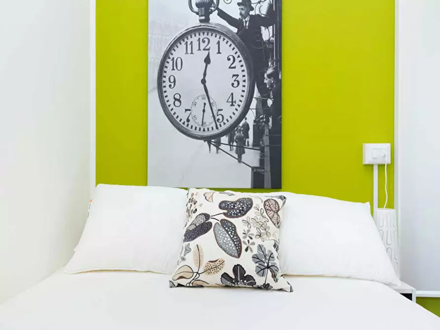 Immagine 1 di Camera in affitto  in Via Carlo Bertolazzi a Milano