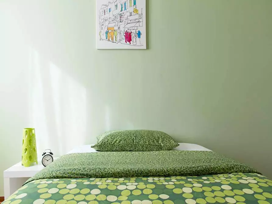 Immagine 5 di Camera in affitto  in Viale Certosa a Milano