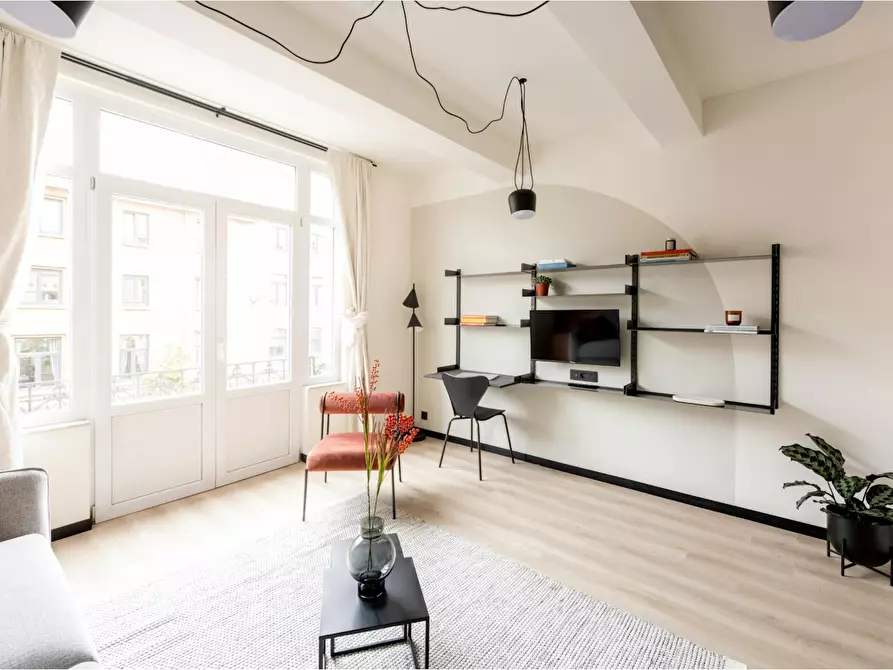 Immagine 2 di Appartamento in affitto  in Chaussée de Wavre a Etterbeek