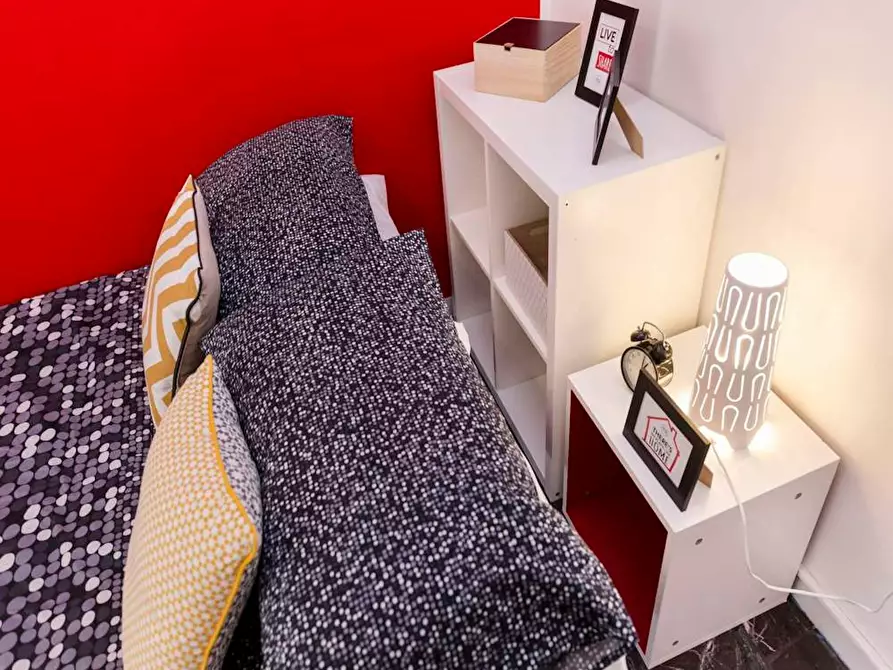 Immagine 5 di Camera in affitto  in Via Cosseria a Milano