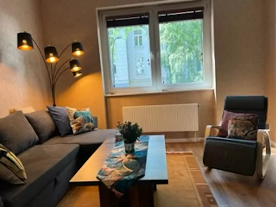 Immagine 4 di Appartamento in affitto  in Robert-Koch-Straße a Köln