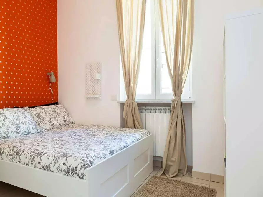 Immagine 2 di Camera in affitto  in Via Gardone a Milano