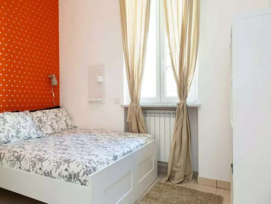 Immagine 3 di Camera in affitto  in Via Gardone a Milano