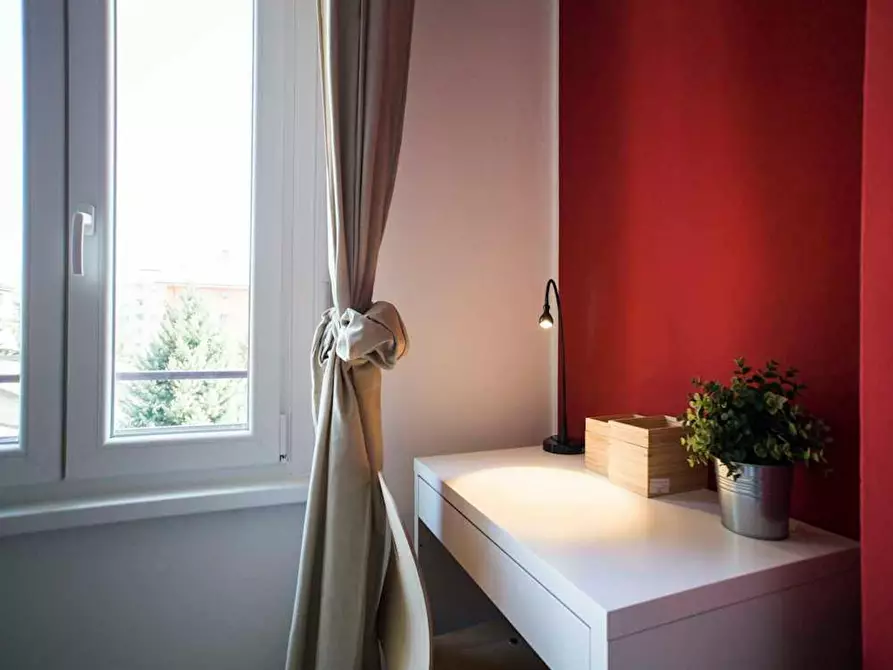 Immagine 5 di Camera in affitto  in Viale Carlo Espinasse a Milano