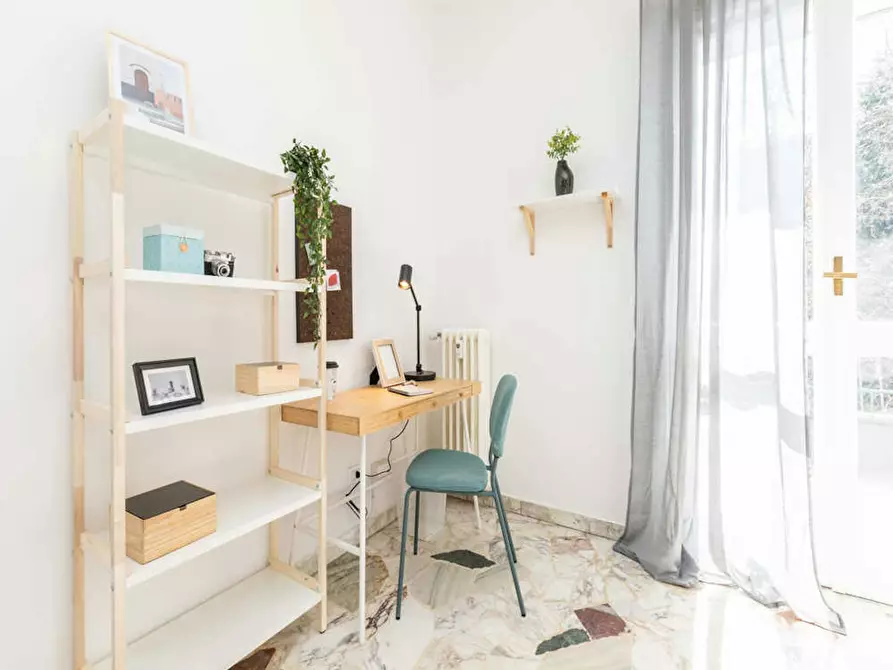 Immagine 10 di Camera in affitto  in Via Arcivescovo Romilli a Milano