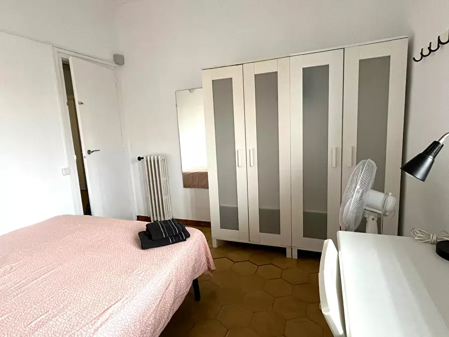 Immagine 4 di Camera in affitto  in Carrer de Muntaner a Barcelona