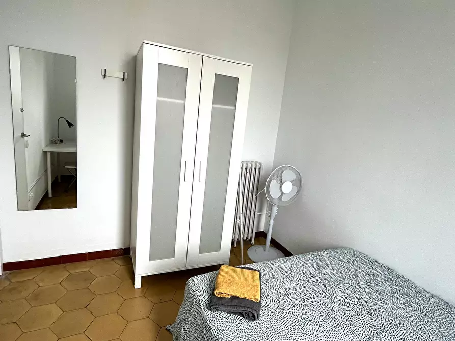 Immagine 3 di Camera in affitto  in Carrer de Muntaner a Barcelona