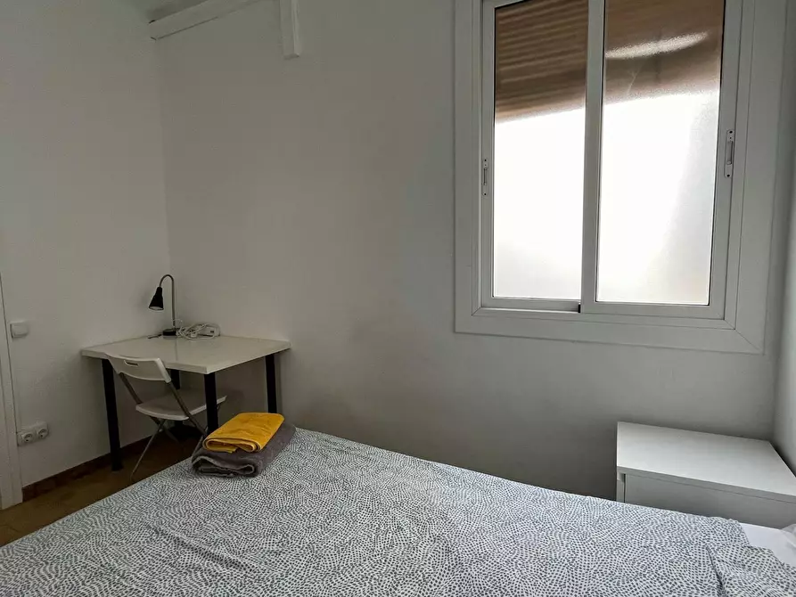 Immagine 5 di Camera in affitto  in Carrer de Muntaner a Barcelona