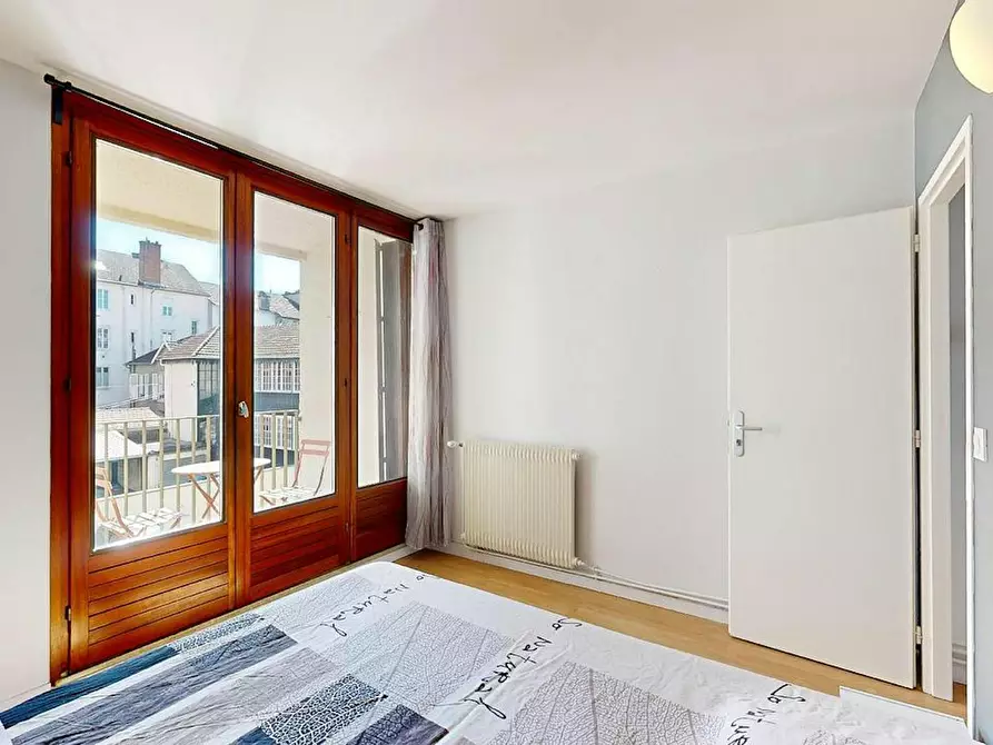 Immagine 4 di Camera in affitto  in Rue Jeanne d'Albret a Serres-Morlaàs