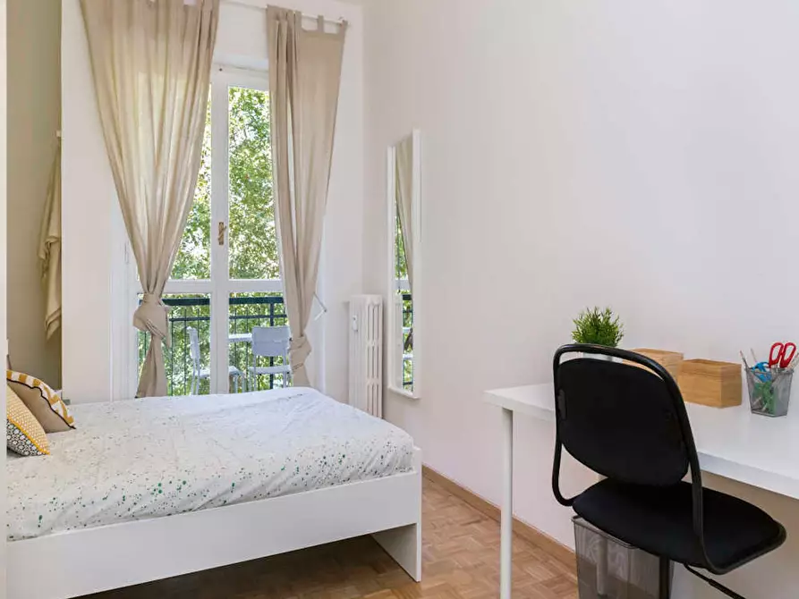 Immagine 1 di Camera in affitto  in Via dei Pioppi a Buccinasco