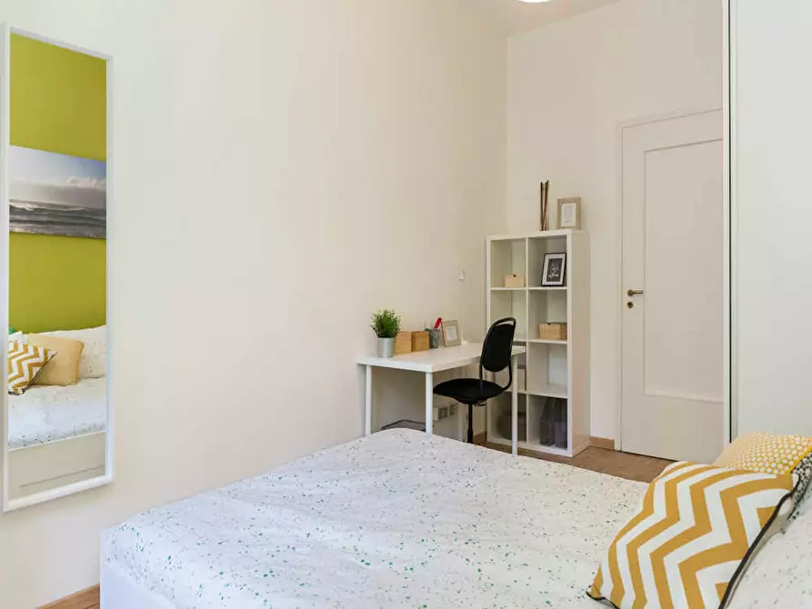 Immagine 5 di Camera in affitto  in Via dei Pioppi a Buccinasco