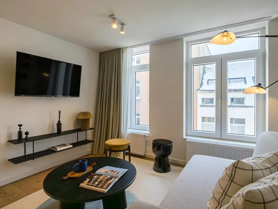 Immagine 4 di Appartamento in affitto  in Rue Souveraine a Ixelles