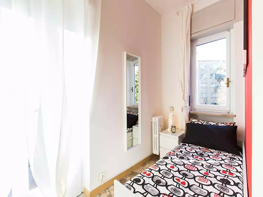 Immagine 2 di Camera in affitto  in Via Pasquale Fornari a Milano