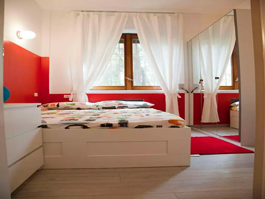 Immagine 1 di Camera in affitto  in Via Conca del Naviglio a Milano