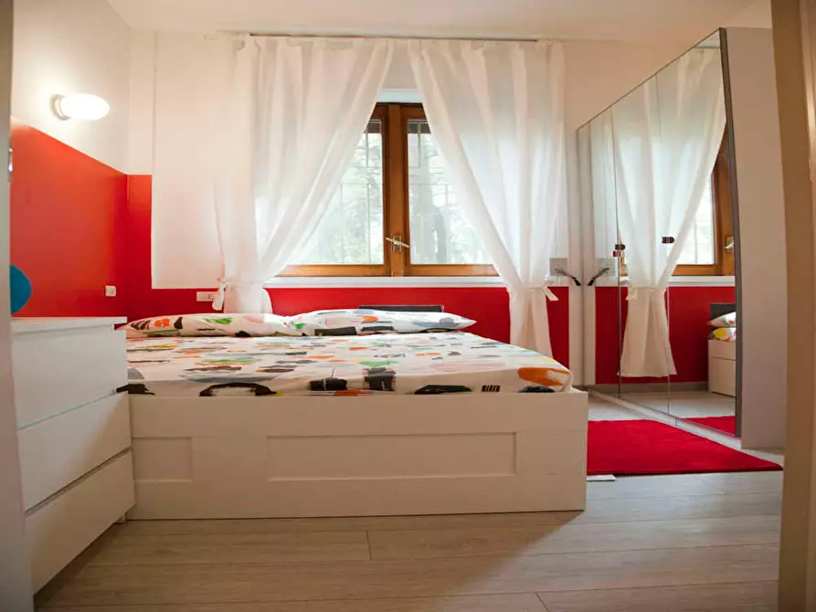 Immagine 5 di Camera in affitto  in Via Conca del Naviglio a Milano