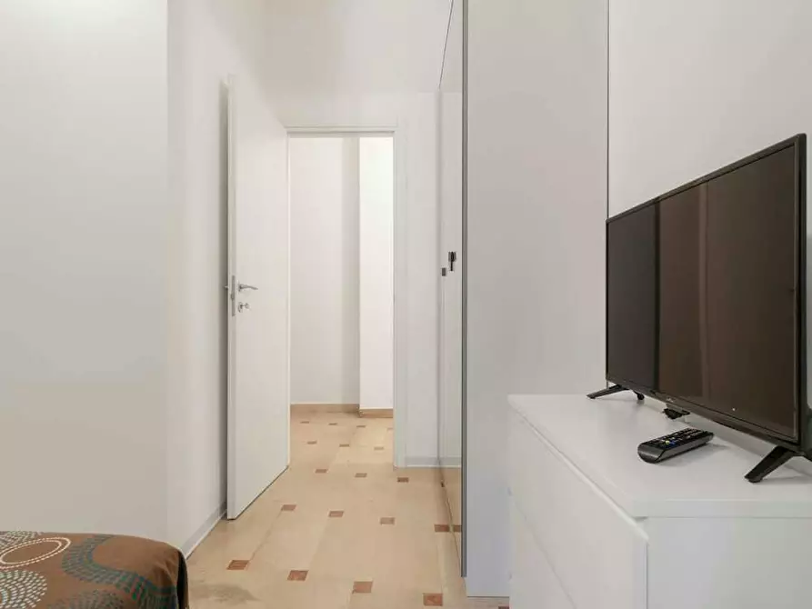 Immagine 6 di Camera in affitto  in Via Lentasio a Milano