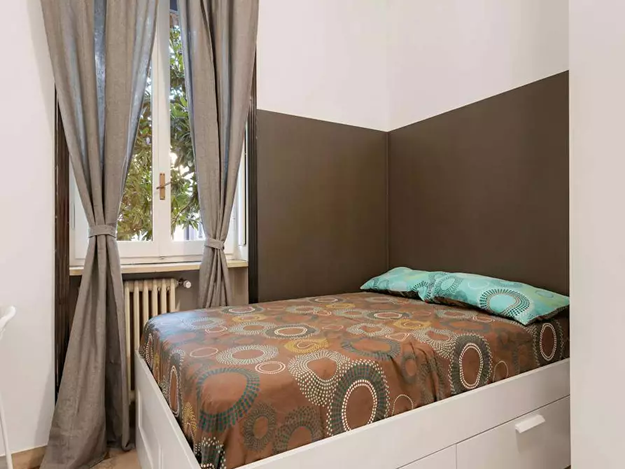 Immagine 6 di Camera in affitto  in Via Lentasio a Milano