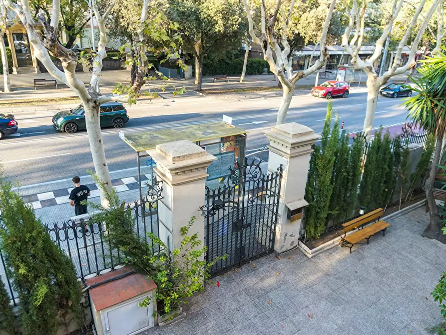 Immagine 10 di Camera in affitto  in Via Augusta a Barcelona