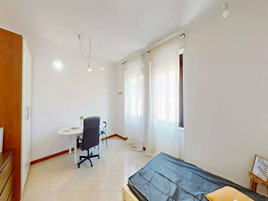 Immagine 10 di Camera in affitto  in Via Giuseppe Meda a Milano