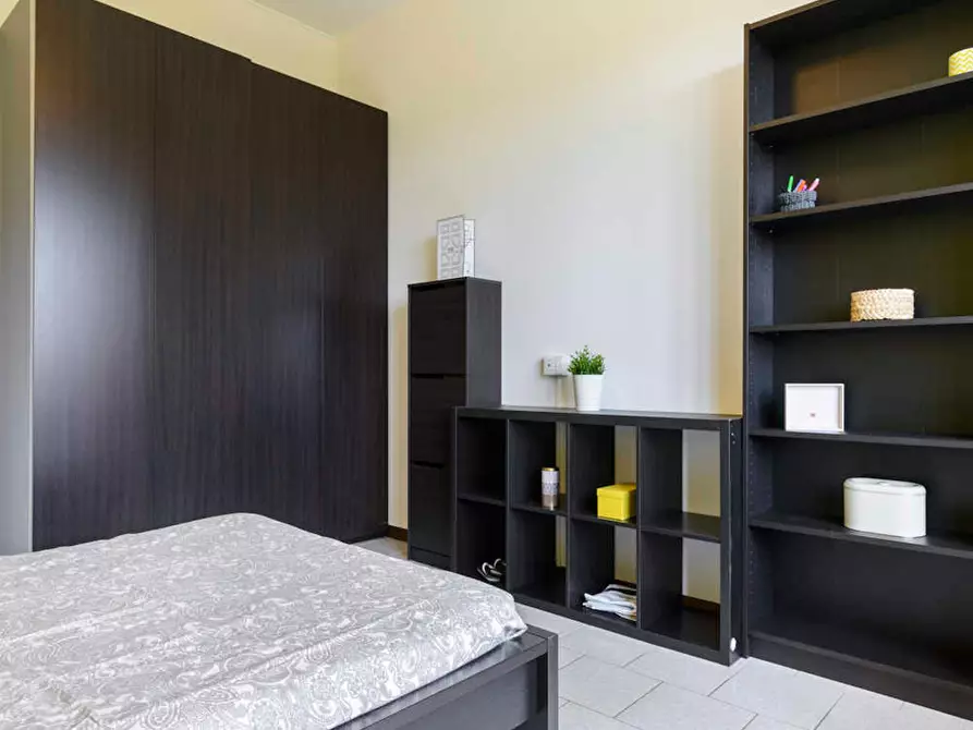 Immagine 10 di Camera in affitto  in Viale Zara a Milano