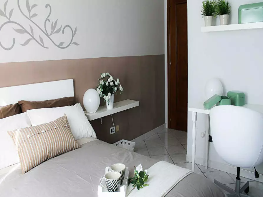 Immagine 4 di Camera in affitto  in Viale Sarca a Milano