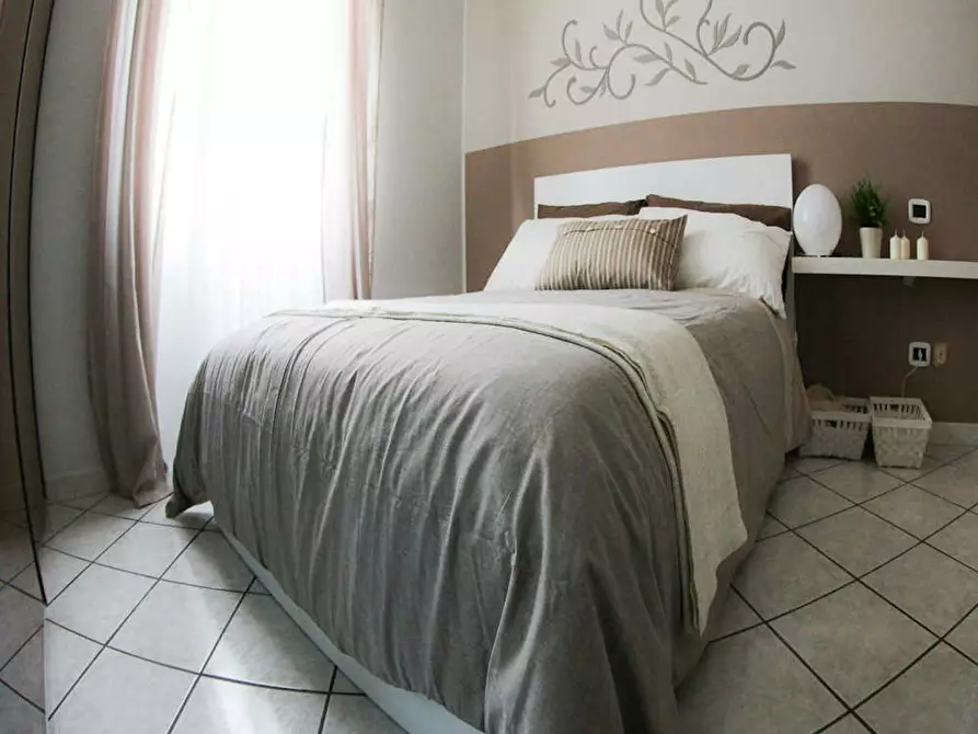 Immagine 5 di Camera in affitto  in Viale Sarca a Milano