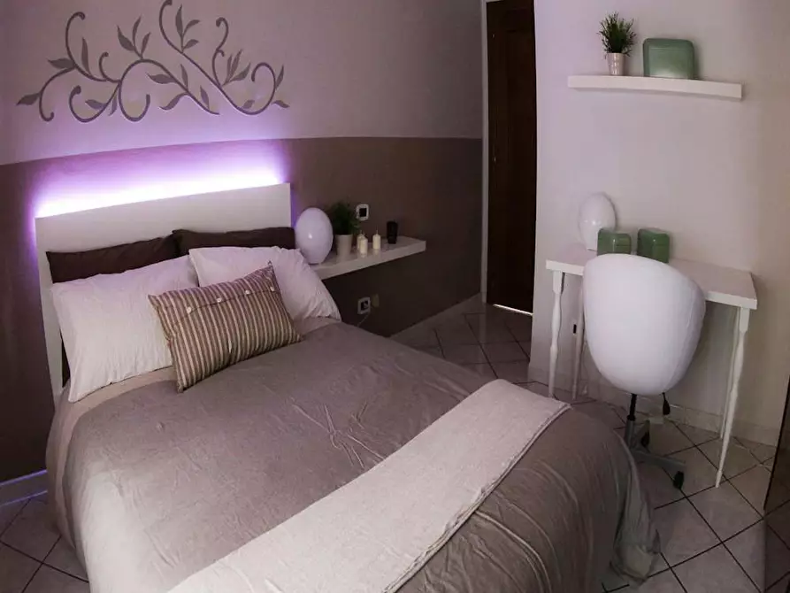 Immagine 8 di Camera in affitto  in Viale Sarca a Milano