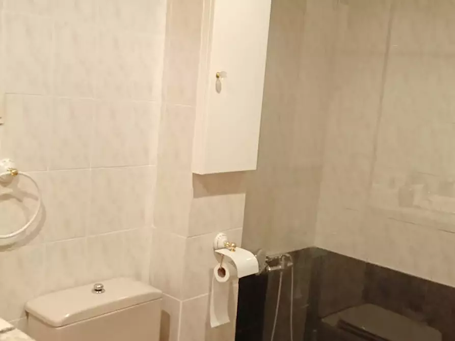 Immagine 7 di Camera in affitto  in Avinguda d'Aragó a Valencia