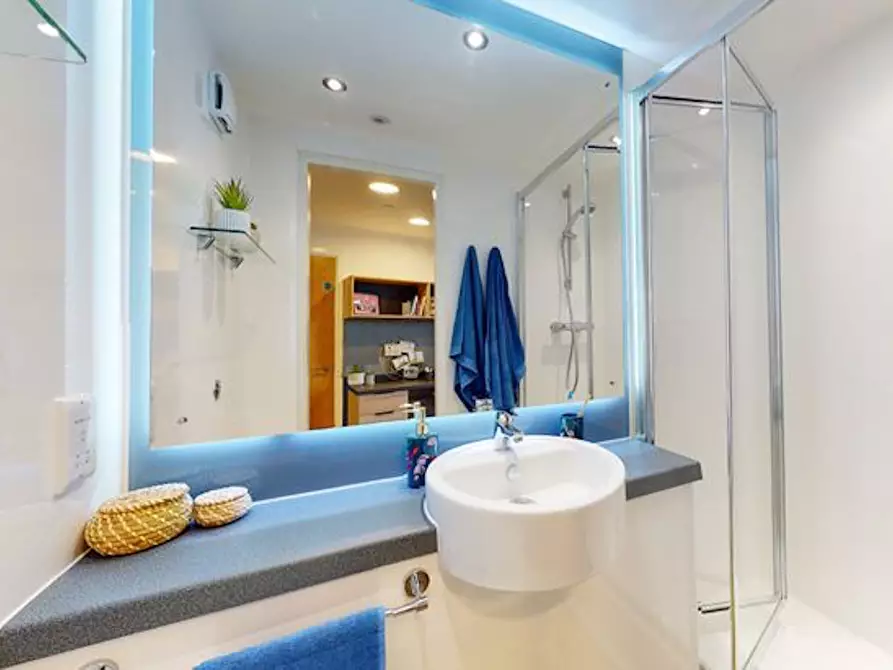 Immagine 6 di Camera in affitto  in White Friars Lane a 