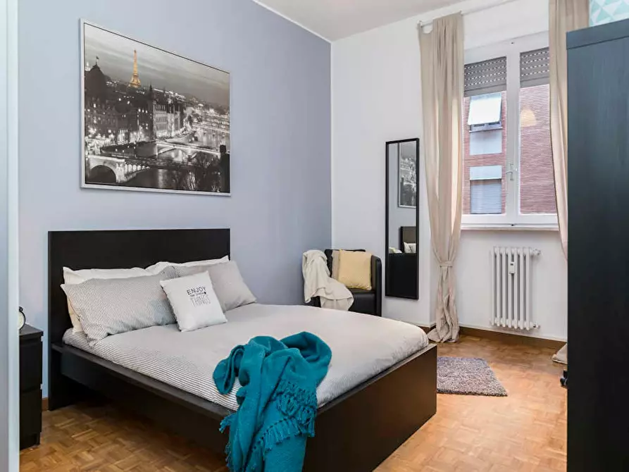 Immagine 1 di Camera in affitto  in Via dei Mandorli a Buccinasco