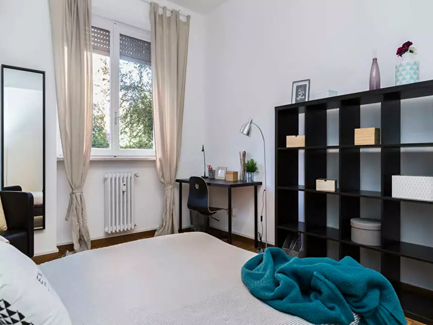 Immagine 5 di Camera in affitto  in Via dei Mandorli a Buccinasco